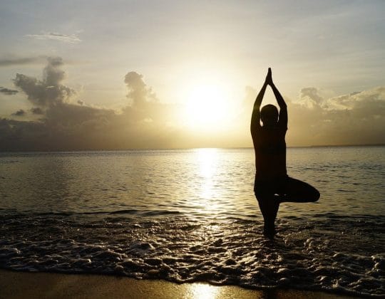 Suivre les conseils du coach sportif pour le yoga